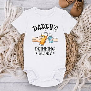 Votre compagnon de beuverie - Body bébé personnalisé pour la famille - Cadeau de fête des mères, de baby shower, pour la première maman