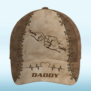 La valeur d'un père aimant n'a pas de prix - Casquette personnalisée pour la famille, casquette classique à imprimé intégral - Fête des pères, cadeau pour papa, grand-père
