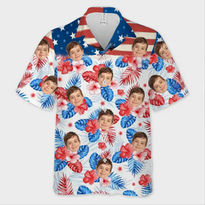 Photo personnalisée C'est l'heure d'été pour notre famille - Chemise hawaïenne tropicale unisexe personnalisée pour la famille - Cadeau de vacances d'été, cadeau pour les membres de la famille