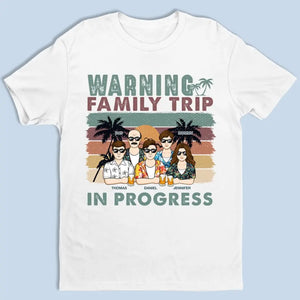 Attention, voyage en famille en cours ! T-shirt, sweat à capuche et sweat-shirt unisexe personnalisé pour la famille ! Cadeau de vacances d'été pour les membres de la famille