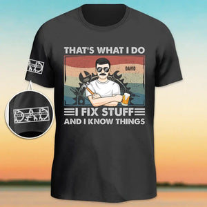 Personne ne répare les choses mieux que papa - T-shirt unisexe personnalisé avec motif sur la manche - Cadeau pour papa et grand-père