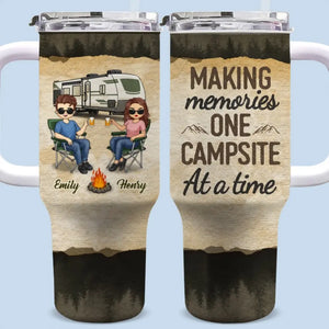 Toi et moi, partenaires de camping pour la vie - Gobelet personnalisé en acier inoxydable de 1 134 ml avec poignée - Cadeau pour mari et femme, amoureux du camping