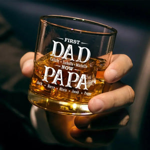 Premier papa, maintenant grand-père - Verre à whisky personnalisé pour la famille - Cadeau pour papa, grand-père