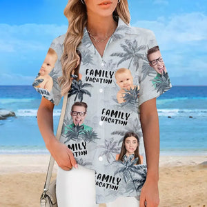Photo personnalisée « Nous apprécions chaque instant » - Chemise hawaïenne tropicale unisexe personnalisée pour la famille - Cadeau de vacances d'été pour les membres de la famille