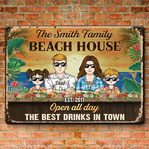 Les meilleures boissons de la ville - Plaque en métal personnalisée pour la décoration intérieure de la famille - Cadeau de pendaison de crémaillère pour les membres de la famille