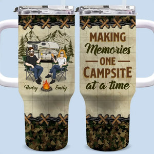 Notre histoire d'amour est un voyage - Gobelet personnalisé en acier inoxydable de 113 ml avec poignée - Cadeau pour mari, femme et amoureux du camping