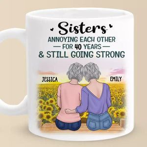 Des sœurs qui s'agacent depuis des années et qui sont toujours aussi fortes - Mug personnalisé Bestie - Cadeau pour meilleures amies, meilleures amies, sœurs
