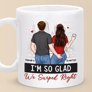 Je suis tellement content que nous ayons glissé vers la droite - Tasse personnalisée pour couple - Cadeau pour mari et femme, anniversaire