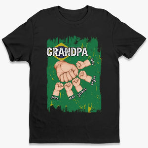 Vous n'êtes jamais trop vieux pour cesser d'avoir besoin de votre père - T-shirt unisexe personnalisé pour la famille, sweat à capuche, sweat-shirt - Fête des pères, cadeau pour papa, grand-père
