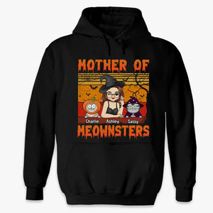 T-shirt, sweat à capuche et sweat-shirt unisexe personnalisé « Mother Of Meownsters » avec chat ; cadeau d'Halloween pour les propriétaires et les amoureux des animaux.