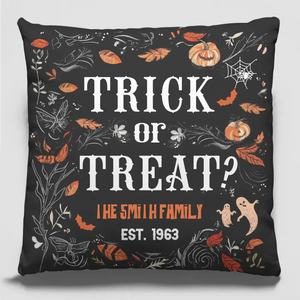 Halloween, c'est passer du temps avec ses proches - Coussin personnalisé pour la famille - Cadeau d'Halloween pour les membres de la famille
