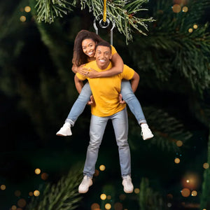 Photo personnalisée « Mon monde est rempli de joie et de toi ce Noël » - Ornement personnalisé pour couple - Forme personnalisée en acrylique - Cadeau de Noël pour mari et femme, anniversaire