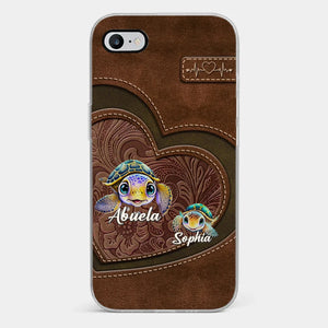 Une tortue porte sa maison, grand-mère porte des générations d'amour - Coque de téléphone transparente personnalisée pour famille - Cadeau pour maman, grand-mère