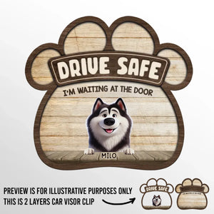 Attachez votre ceinture et rentrez chez vous pour des câlins tout doux ! Clip de pare-soleil de voiture personnalisé pour chien ! Cadeau pour propriétaires et amoureux des animaux.