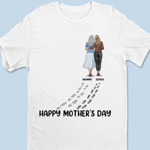 Marcher dans la vie, main dans la main – T-shirt unisexe personnalisé pour la famille, t-shirt premium, sweat à capuche – Fête des Mères, cadeau pour maman