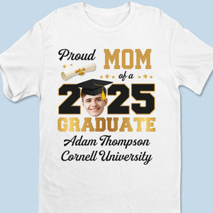 Photo personnalisée Le pompon valait la peine - T-shirt unisexe personnalisé pour la famille, t-shirt premium, sweat à capuche - Cadeau de fin d'études pour les membres de la famille, frères et sœurs