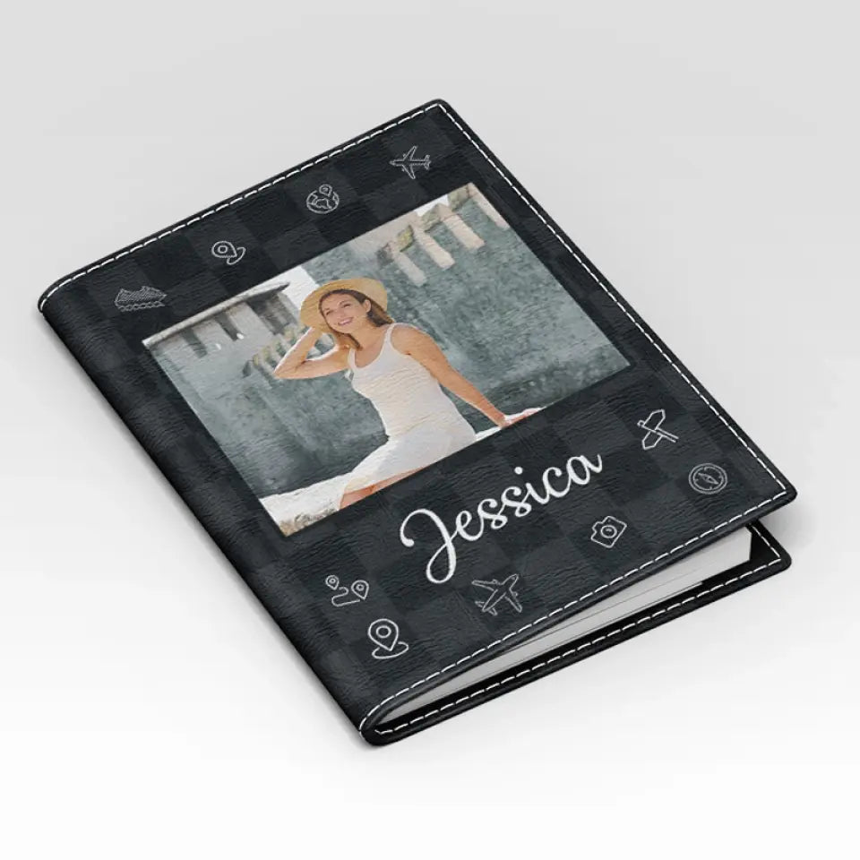 Photo personnalisée : Le bonheur est une façon de voyager - Étui de passeport personnalisé, porte-passeport - Cadeau de vacances, cadeau pour les amoureux du voyage d'aventure