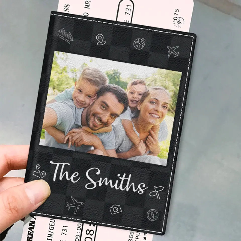 Photo personnalisée, compagnons de voyage idéaux : ma famille ! - Étui de passeport personnalisé, porte-passeport - Cadeau de vacances, cadeau pour les amateurs de voyages d'aventure