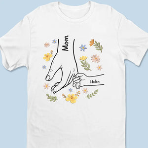 Nous sommes nés de l'amour, l'amour est notre maman - T-shirt unisexe personnalisé, sweat à capuche, sweat-shirt - Fête des mères, cadeau pour maman, grand-mère