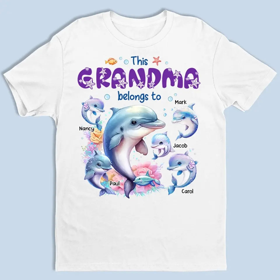 Cette maman dauphin appartient à - T-shirt unisexe personnalisé, sweat à capuche, sweat-shirt - Fête des Mères, cadeau pour maman, grand-mère