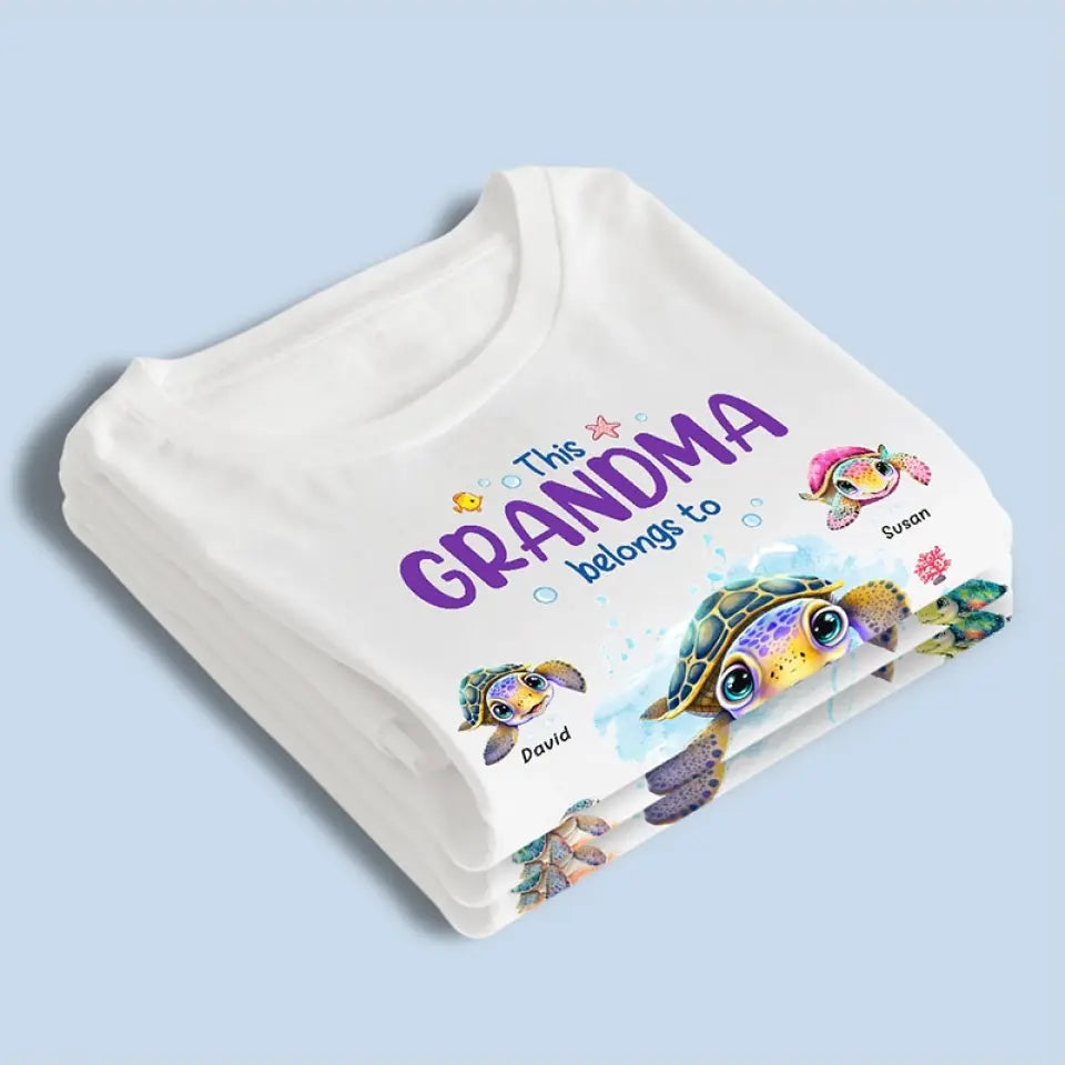 Cette grand-mère nous appartient - T-shirt unisexe personnalisé, sweat à capuche, sweat-shirt - Cadeau de fête des mères, d'anniversaire pour grand-mère, maman