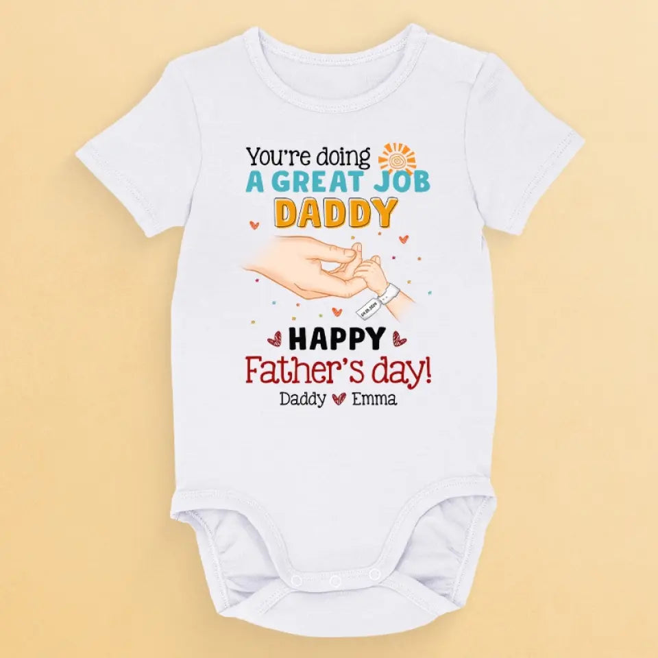 Un nouveau chapitre commence avec votre premier cri - Body bébé personnalisé en famille - Cadeau pour la fête des pères, baby shower, premier papa