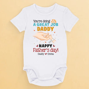 Un nouveau chapitre commence avec votre premier cri - Body bébé personnalisé en famille - Cadeau pour la fête des pères, baby shower, premier papa