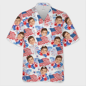 Photo personnalisée Notre famille a une ambiance estivale - Chemise hawaïenne tropicale unisexe personnalisée pour la famille - Cadeau de vacances d'été, cadeau pour les membres de la famille