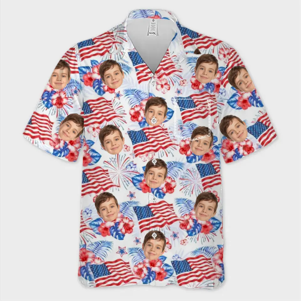 Photo personnalisée Notre famille a une ambiance estivale - Chemise hawaïenne tropicale unisexe personnalisée pour la famille - Cadeau de vacances d'été, cadeau pour les membres de la famille