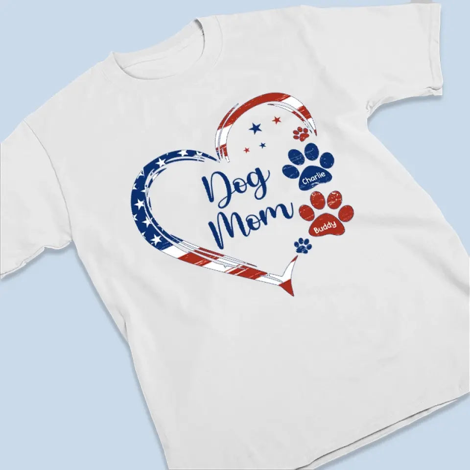 Un véritable ami laisse des empreintes de pattes sur votre cœur - T-shirt, sweat à capuche et sweat-shirt unisexe personnalisé pour chien et chat - 4 juillet, cadeau pour les propriétaires d'animaux et les amoureux des animaux