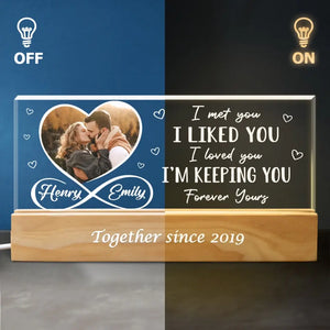 Photo personnalisée « L'amour triomphe de tout » – Veilleuse LED 3D en acrylique avec lettres personnalisées pour couple – Cadeau pour mari et femme, anniversaire