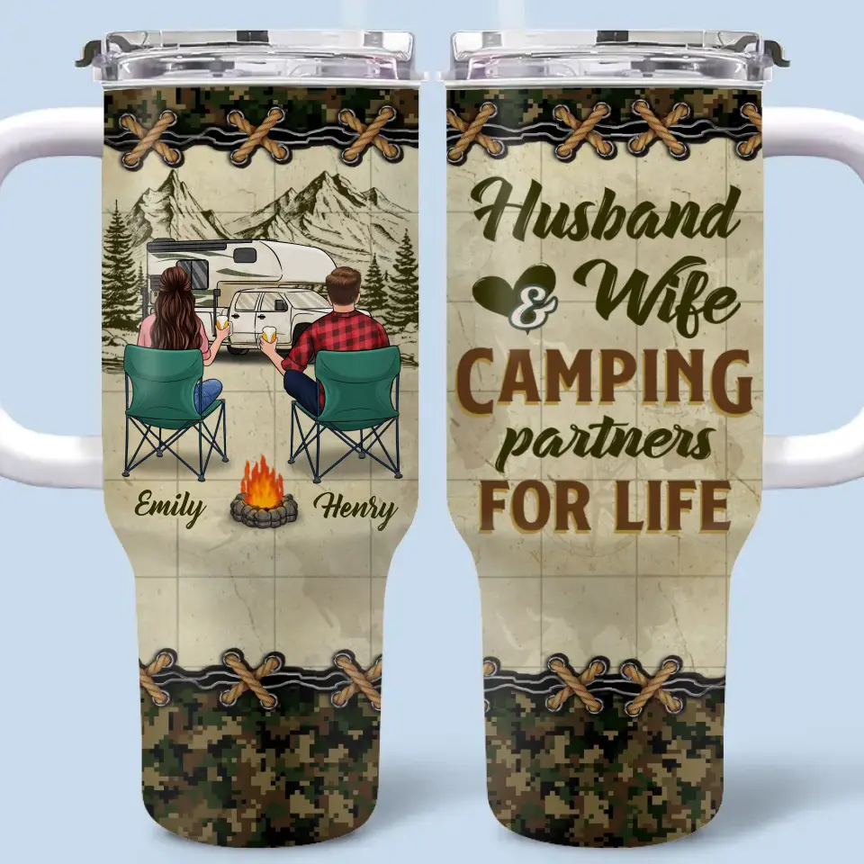 Ensemble, nous atteignons nos objectifs de camping ! Gobelet personnalisé en acier inoxydable de 1 134 ml avec poignée ! Cadeau idéal pour les amoureux du camping.