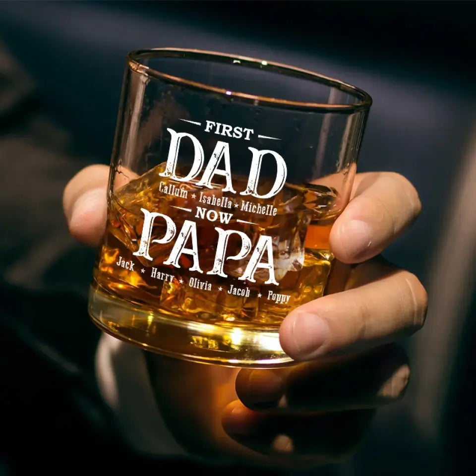 Premier papa, maintenant grand-père - Verre à whisky personnalisé pour la famille - Cadeau pour papa, grand-père