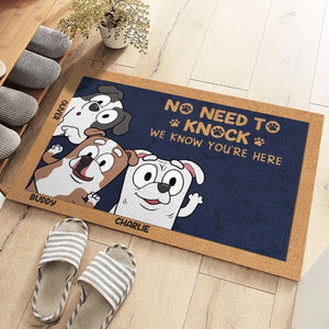 Bienvenue, nous savons que vous êtes là - Tapis décoratif personnalisé pour chien - Cadeau de pendaison de crémaillère pour les propriétaires d'animaux et les amoureux des animaux