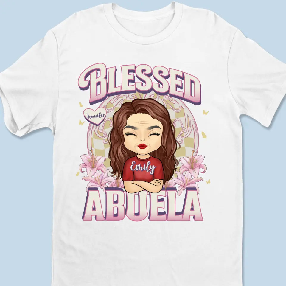 La femme incroyable fait partie de notre famille - T-shirt, sweat à capuche et sweat-shirt unisexe personnalisé pour la famille - Cadeau pour maman, grand-mère