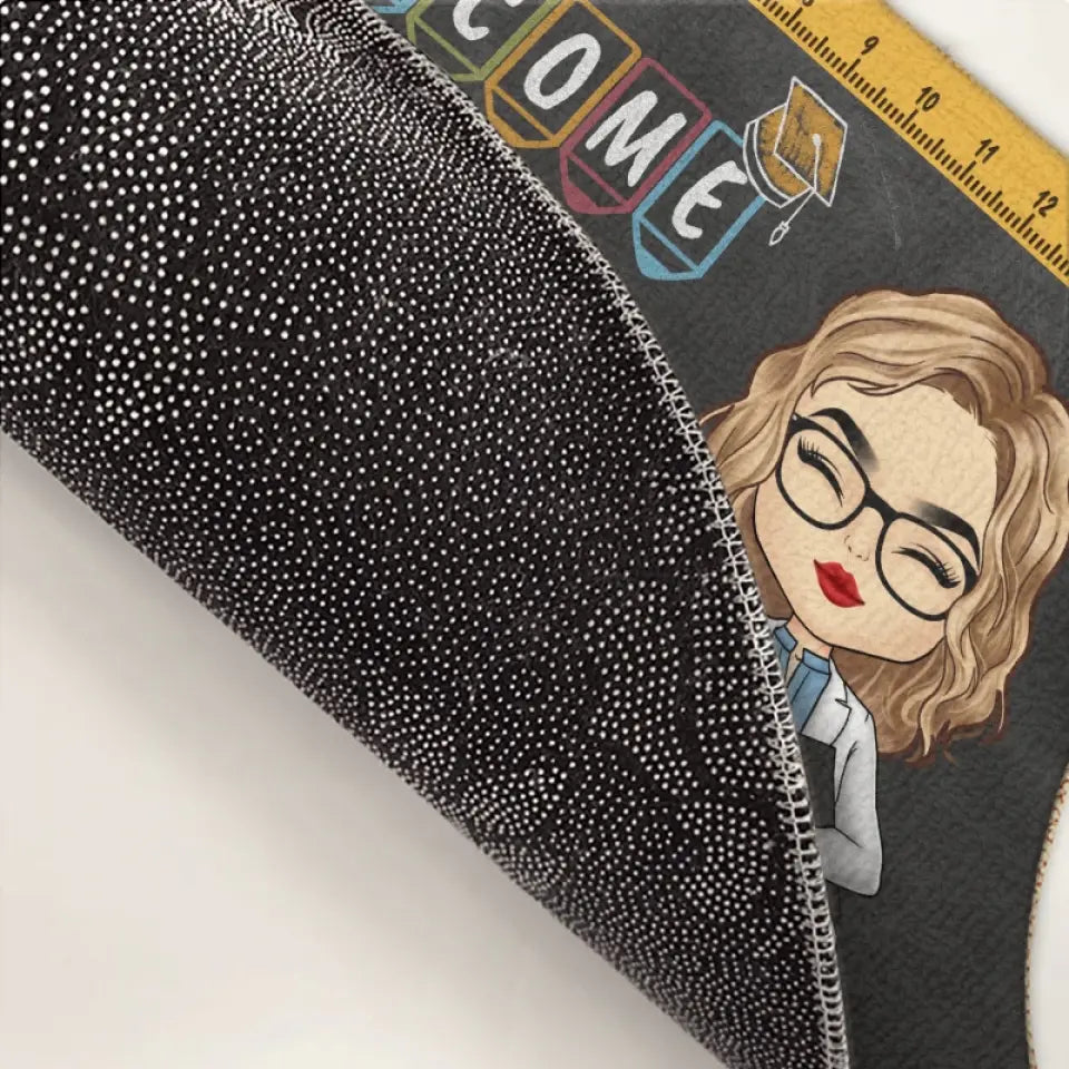 Bienvenue dans la salle de classe de l'enseignant - Tapis décoratif personnalisé pour la maison - Cadeau de pendaison de crémaillère pour l'enseignant