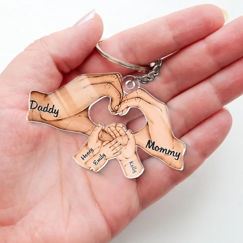 Un petit monde créé par l'amour - Porte-clés personnalisé en acrylique de forme personnalisée pour la famille - Cadeau pour les membres de la famille