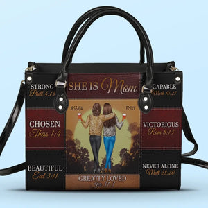 Nous sommes nés de l'amour, l'amour est notre mère - Sac à main en cuir personnalisé pour la famille - Cadeau pour maman, grand-mère