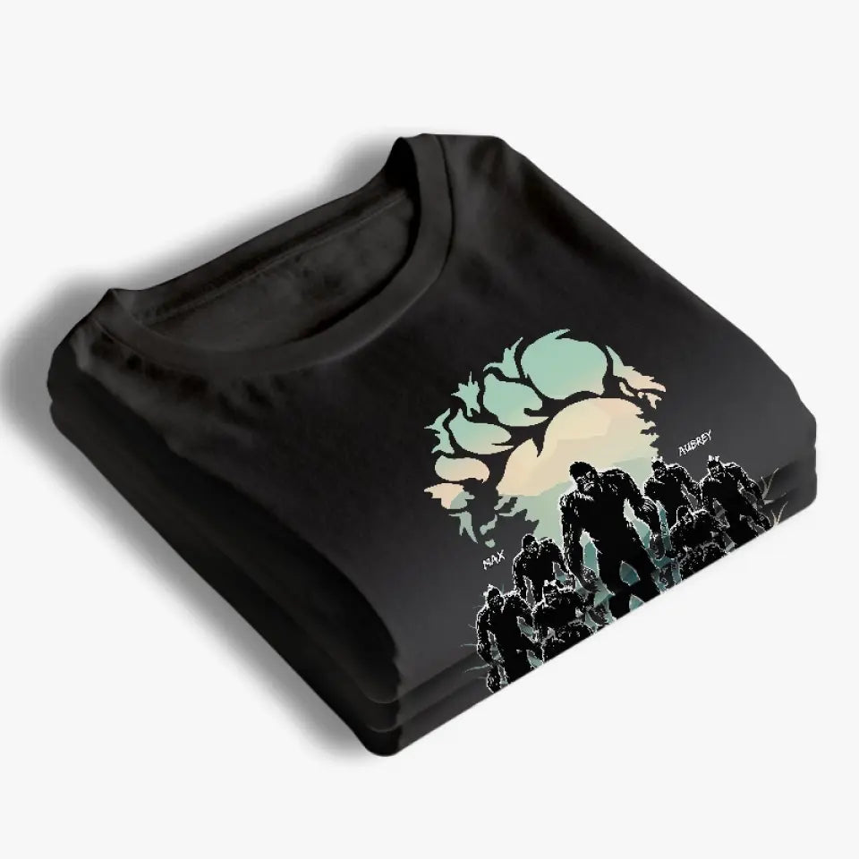 La vie est un voyage partagé avec Bigfoot Dad - T-shirt unisexe personnalisé pour la famille, sweat à capuche, sweat-shirt - Cadeau pour papa, grand-père