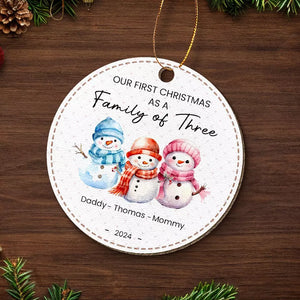 La famille s'agrandit avec l'arrivée d'un nouveau-né - Décoration de Noël personnalisée en cuir - Cadeau pour les membres de la famille, les bébés et les nouveau-nés