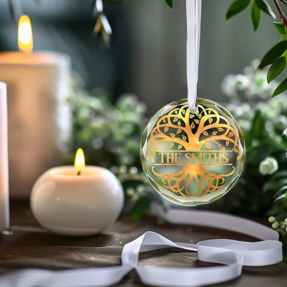 L'arbre résilient et durable de notre famille - Ornement en verre personnalisé en forme de cercle - Cadeau de Noël pour les membres de la famille