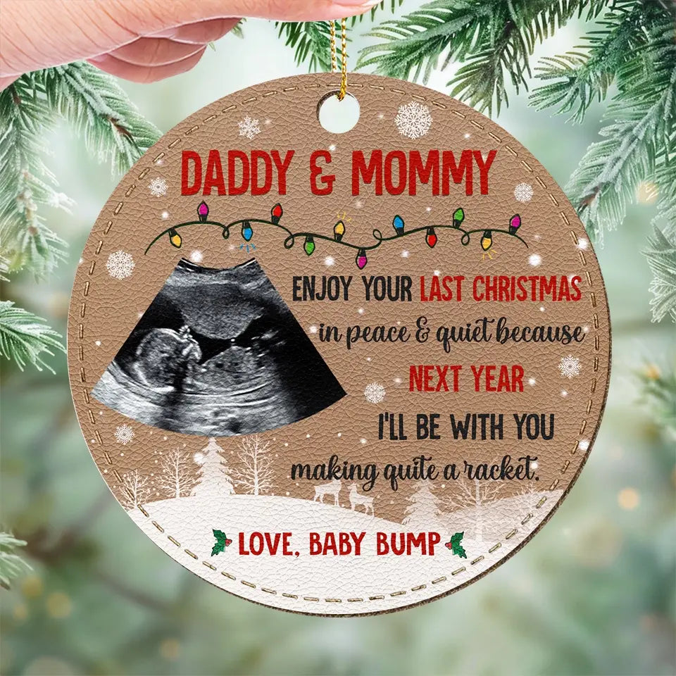 Photo personnalisée L'année prochaine, je serai avec toi - Ornement en cuir personnalisé pour la famille - Cadeau de Noël pour bébé, enfants, nouveau-né