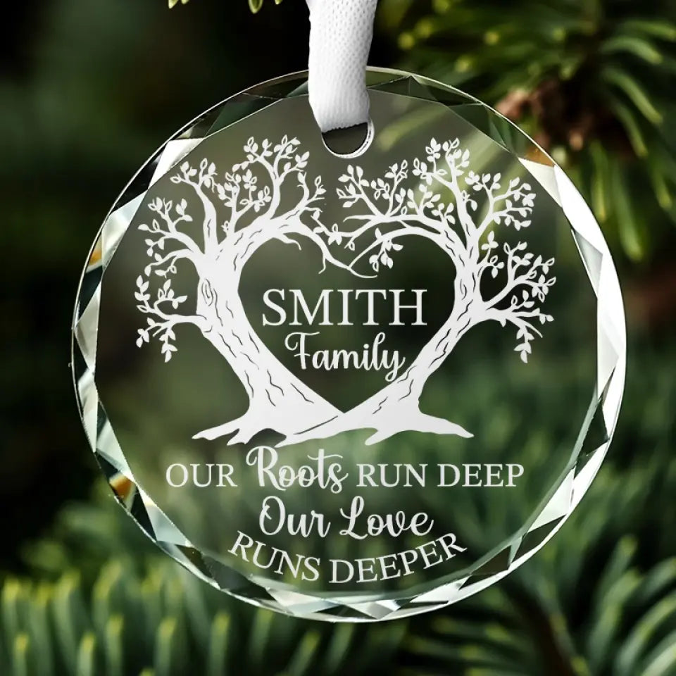 La famille vous donne les racines pour rester debout et fort - Ornement en verre personnalisé en forme de cercle familial - Cadeau de Noël pour les membres de la famille