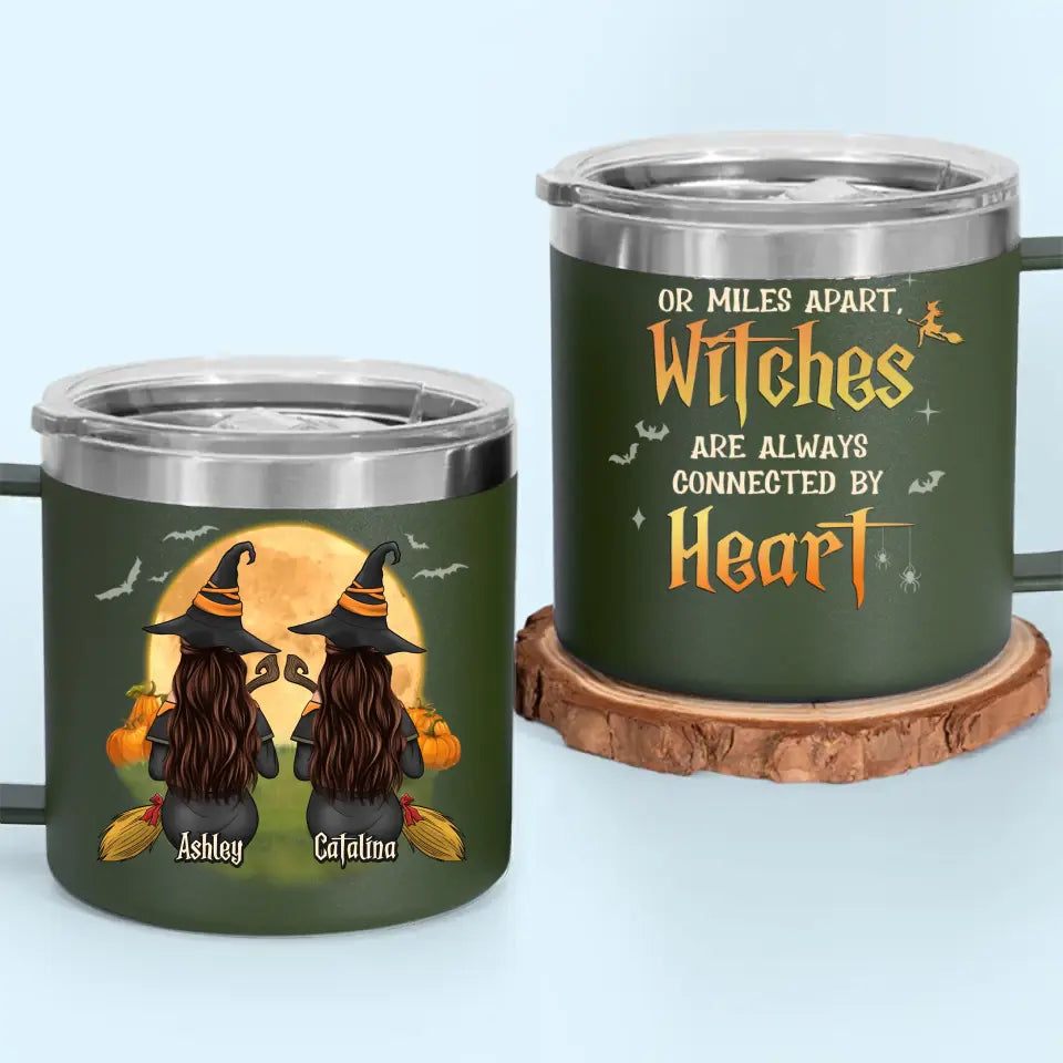 Les sorcières sont toujours liées par le cœur - Gobelet personnalisé en acier inoxydable de 14 oz avec poignée - Cadeau d'Halloween pour meilleures amies, meilleures amies et sœurs