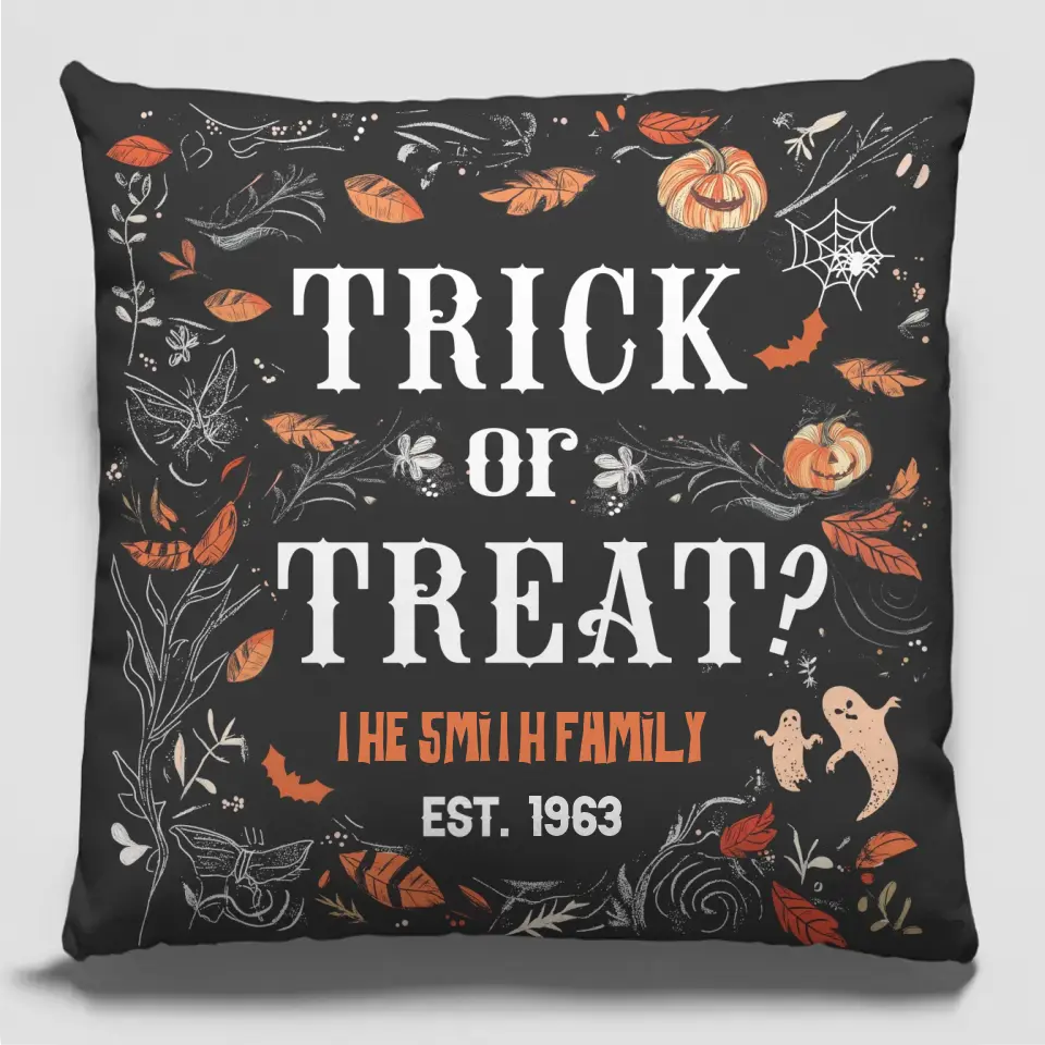 Halloween, c'est passer du temps avec ses proches - Coussin personnalisé pour la famille - Cadeau d'Halloween pour les membres de la famille