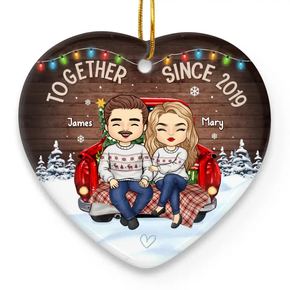 Notre amour est l'étoile qui brille le plus à Noël - Ornement personnalisé pour couple - En forme de cœur en céramique - Cadeau de Noël pour mari et femme, anniversaire