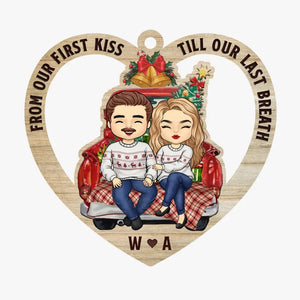 Chaque Noël, je retombe amoureux de toi - Ornement personnalisé pour couple - Forme personnalisée en bois - Cadeau de Noël pour mari et femme, anniversaire