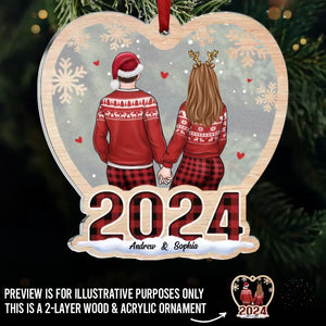 Notre histoire de Noël est mon conte d'amour préféré - Ornement personnalisé en bois et acrylique pour couple - Cadeau de Noël pour mari et femme, anniversaire