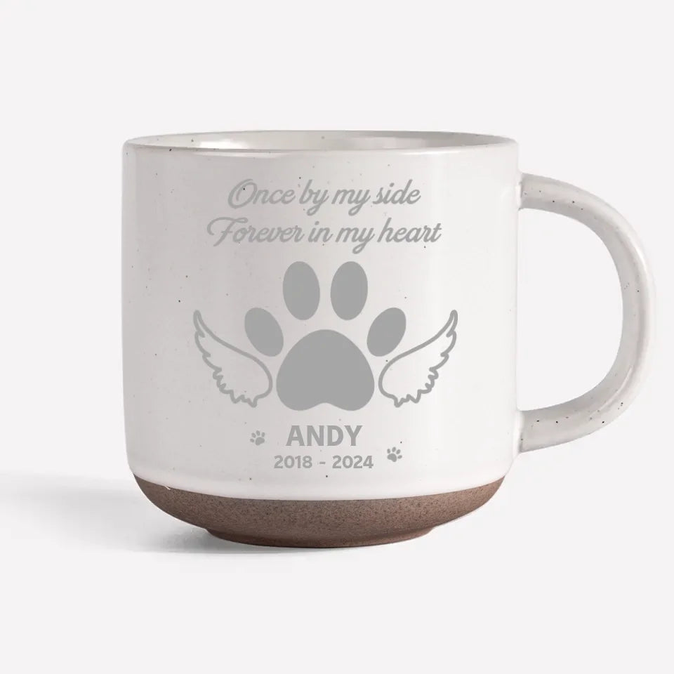 Les animaux et les anges ne sont pas très éloignés l'un de l'autre - Mug en céramique personnalisé commémoratif - Cadeau de condoléances pour les propriétaires et les amoureux des animaux