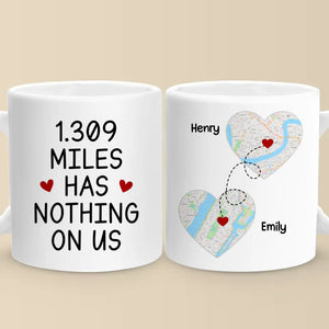 Carte de localisation : J'existe à deux endroits, ici et là où vous êtes - Tasse personnalisée pour couple avec carte - Art cartographique, cadeau de Noël pour mari et femme, anniversaire